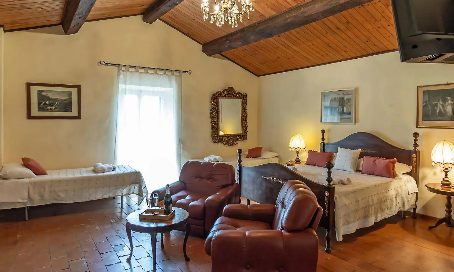 Agriturismo Il Pornelleto - Villa Alari チェトーナ