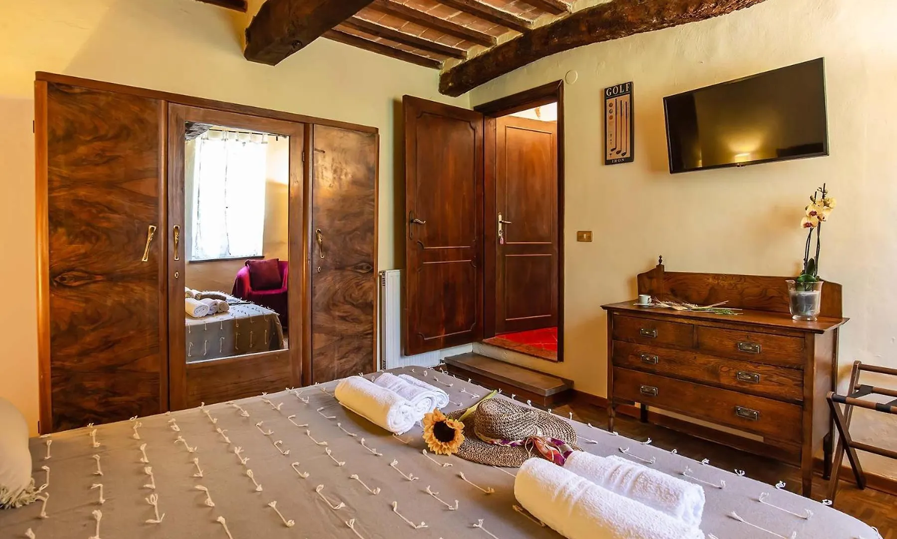 Agriturismo Il Pornelleto - Villa Alari チェトーナ