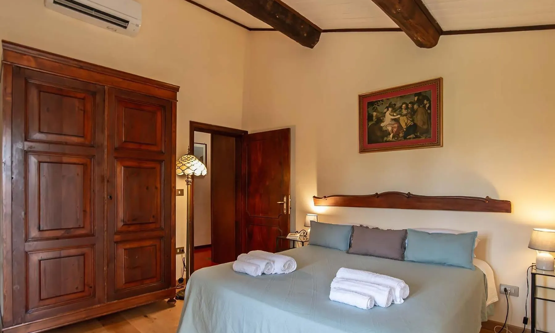 Agriturismo Il Pornelleto - Villa Alari 세토나 0*,  이탈리아